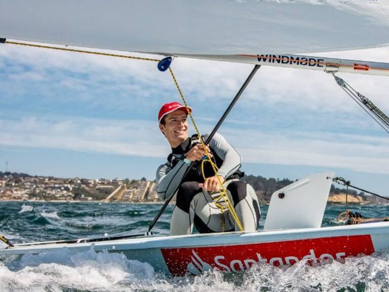 Vela olímpica: Clemente Seguel sigue en alza y está 36º en campeonato europeo