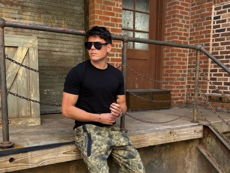 ‘Cuco’ Cerda se defiende después de la pelea con Sammis Reyes y lanza polémica frase: “Yo soy bien hombrecito...”