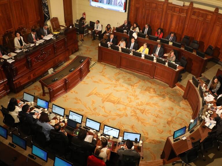 Comisión de Expertos define la estructura del anteproyecto de Nueva Constitución
