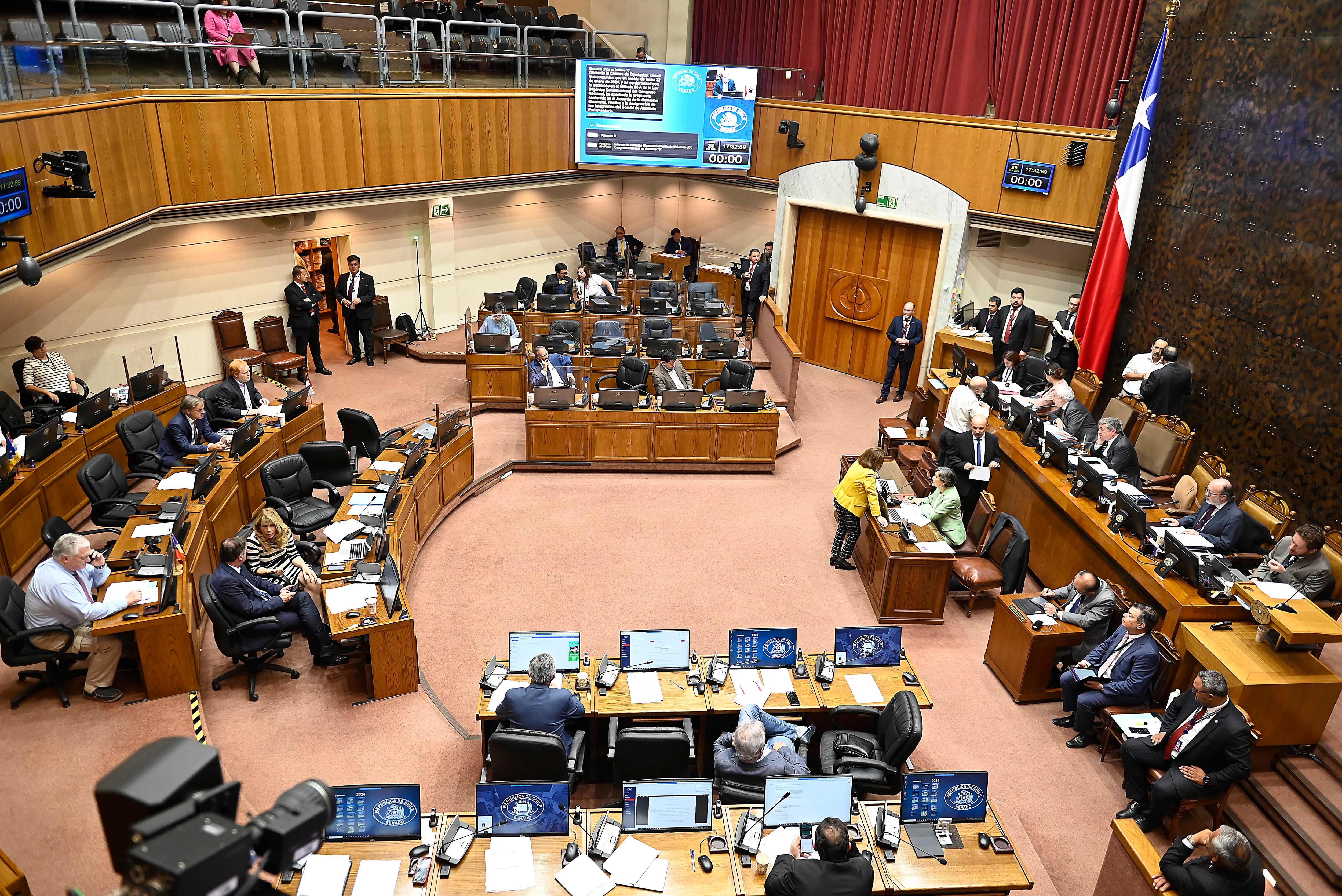 Gobierno pone suma urgencia a la reforma de pensiones en el Senado