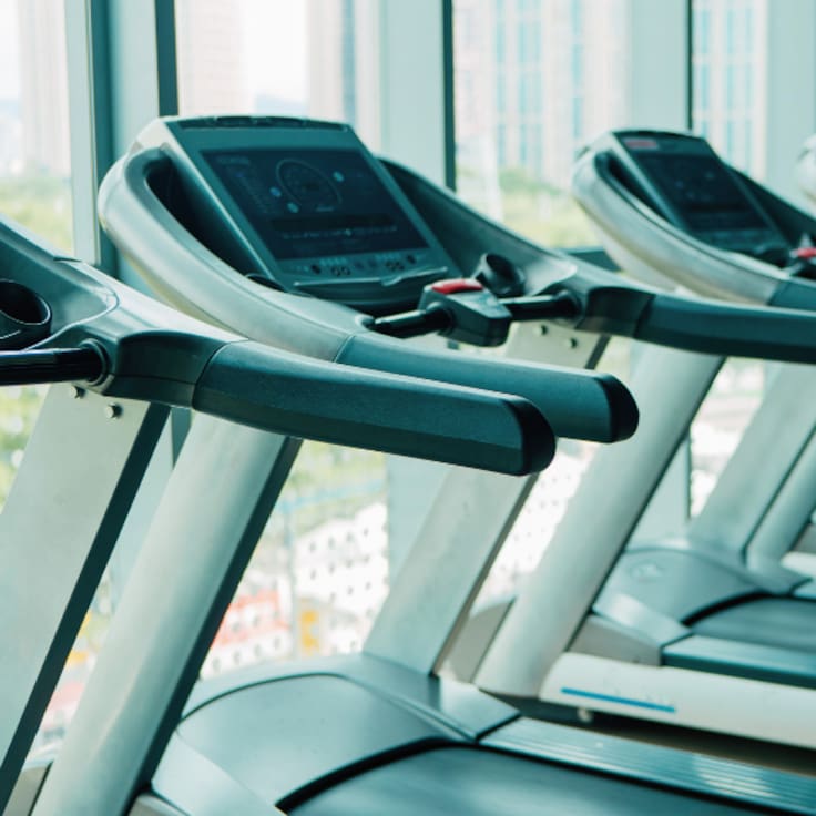 Bci pide la quiebra de conocida cadena de gimnasios en Chile: acusan millonarios incumplimientos