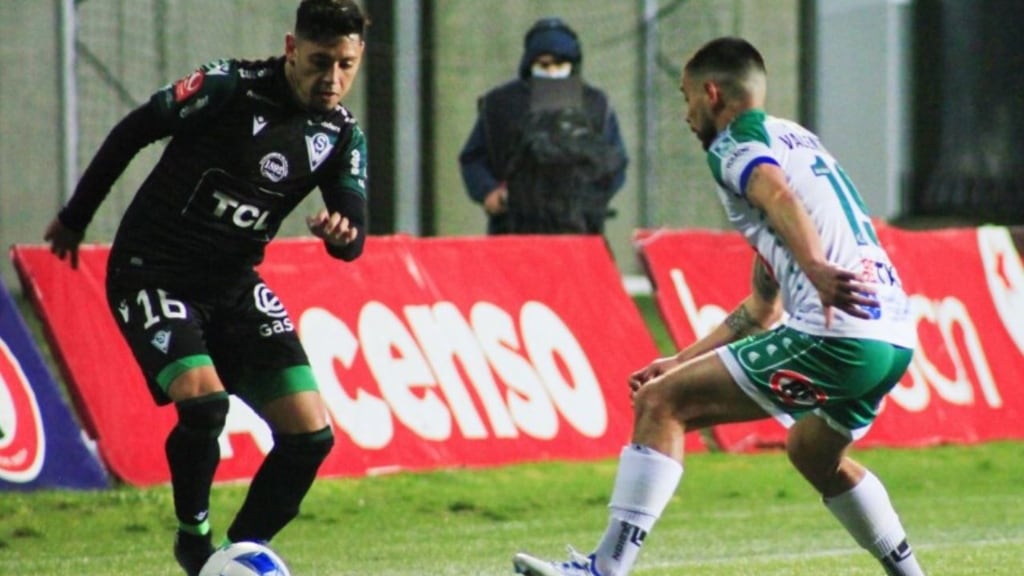 Primera B: Santiago Wanderers rescata un empate ante Deportes Puerto Montt