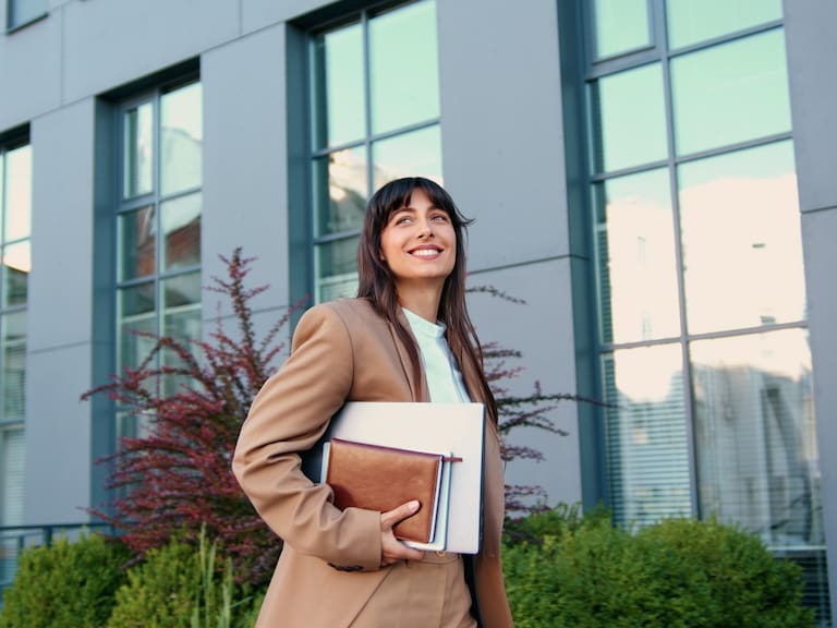 Beca “Impulso Femenino 2026” busca apoyar la equidad de género en la educación superior: lo que debes saber