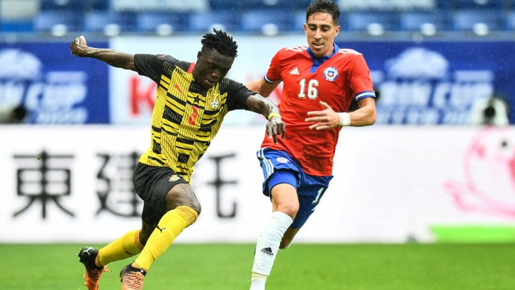 La ocasión que dilapidó Diego Valencia ante Ghana por la Copa Kirin
