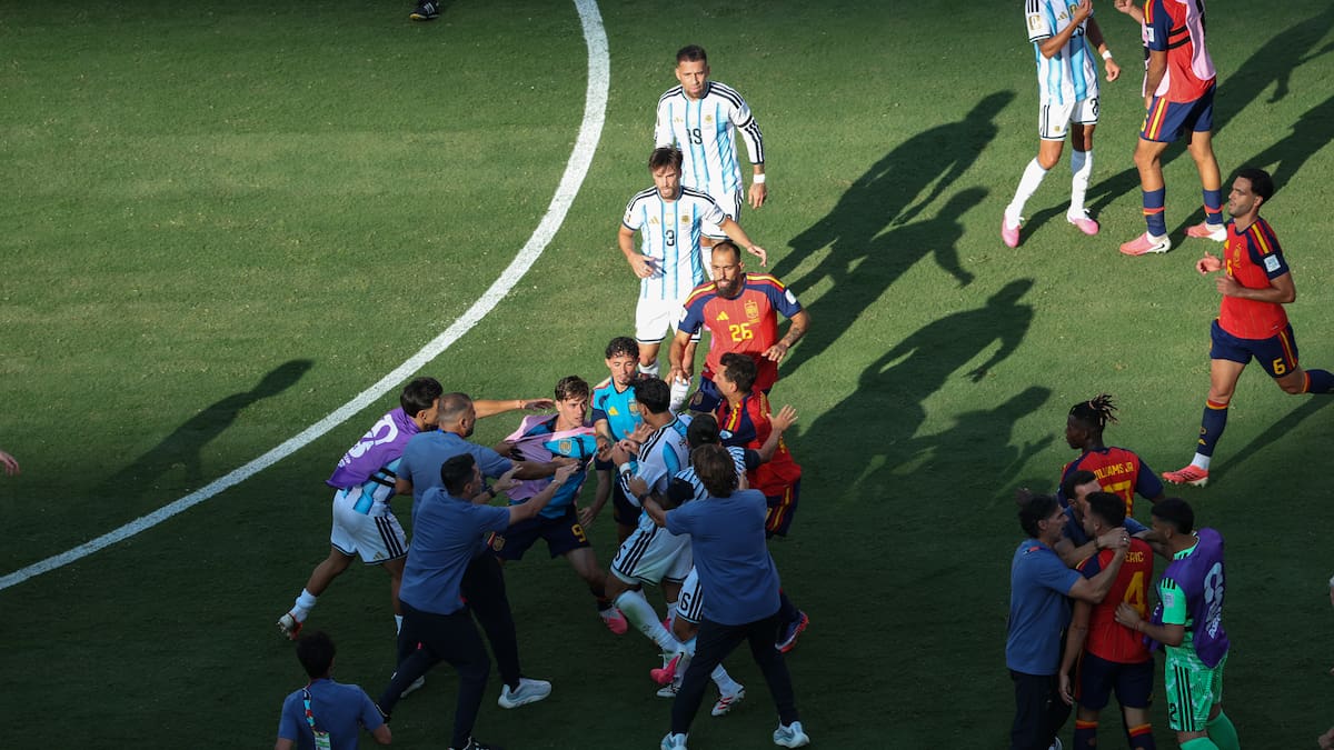 Dura sanción de FIFA contra Argentina por incidentes en la final del Mundial 2026: multa millonaria y suspensión a un jugador por 10 partidos