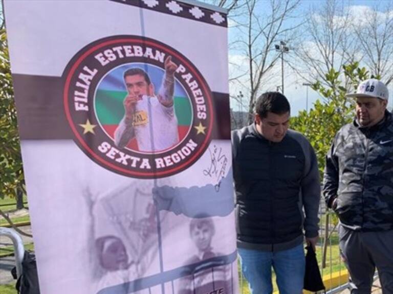 Esteban Paredes recibió a filial de Colo Colo que lleva su nombre