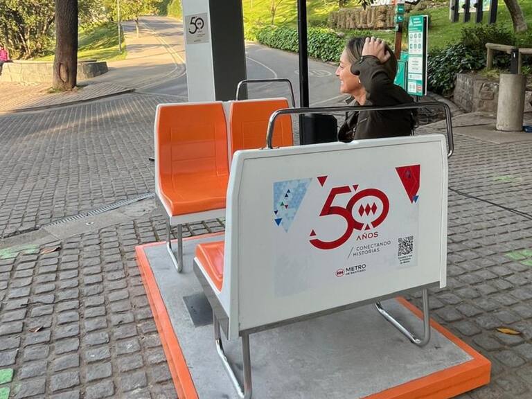 Metro de Santiago inicia celebraciones por sus 50 años con exhibición de tren icónico y “Chupete” en el Parque Metropolitano