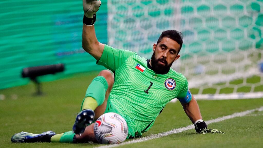 Claudio Bravo descarta no ser considerado por Eduardo Berizzo en La Roja: "Dejen que el tiempo y las circunstancias hagan lo demás"