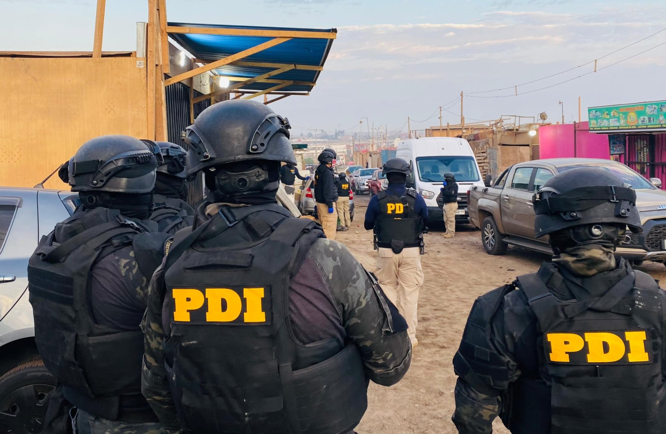 Tras amplio operativo en Arica: detienen a siete personas por red de trata de personas
