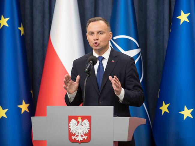 El presidente de Polonia Andrzej Duda ante la prensa por caída de misil