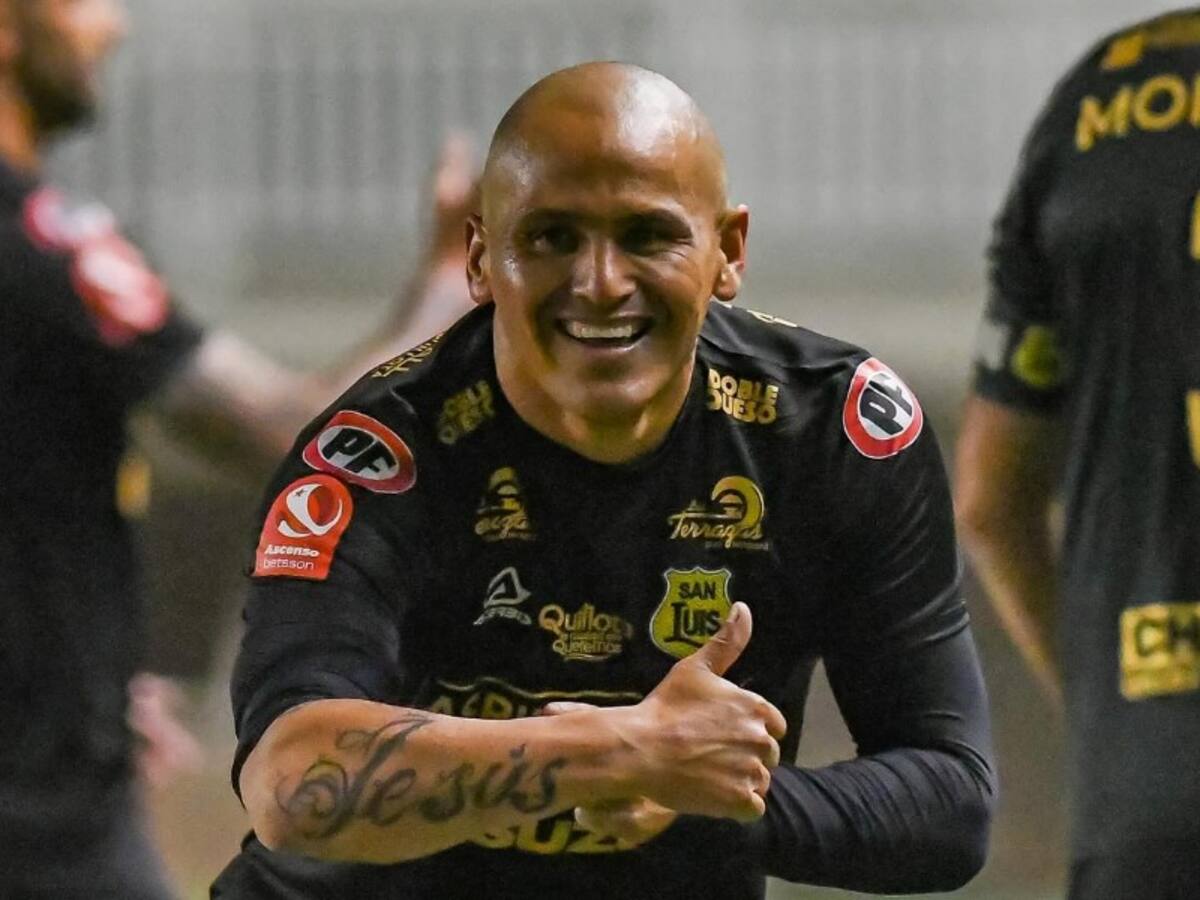 «Seguimos pensando en ascender»: la ilusión de Humberto Suazo en San Luis tras brillar ante Deportes La Serena