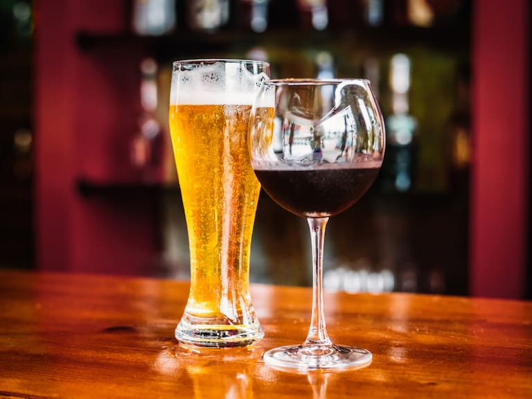 Vino y cerveza | Getty Images