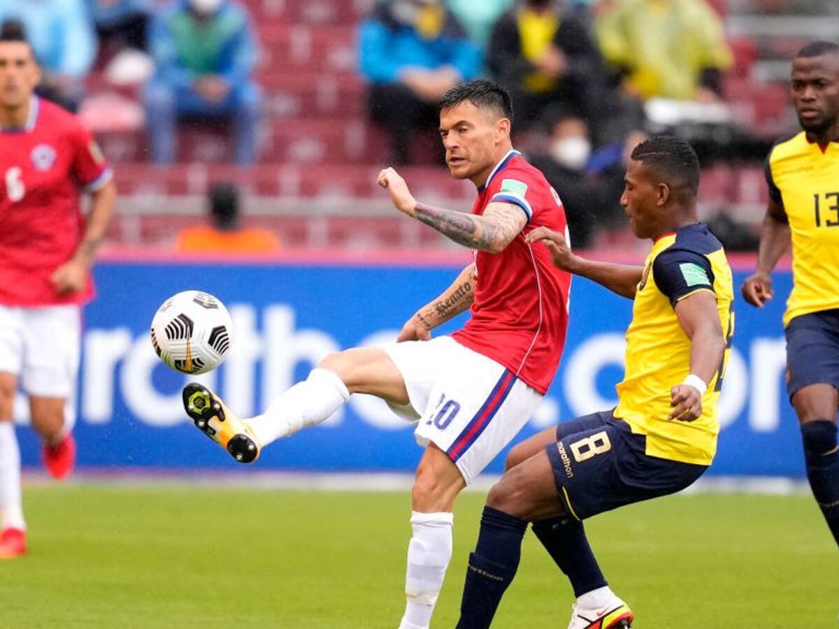 EN VIVO | Chile rescató un empate en Quito pese a tener un jugador más en la última media hora