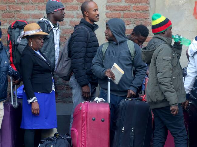 03 de ABRIL de 2019/SANTIAGO
Un nuevo grupo de ciudadanos haitianos realiza el pre embarque para regresar a su país, en el séptimo vuelo a Puerto Príncipe, en el marco del Plan de Retorno Humanitario Ordenado impulsado por el Gobierno.
FOTO: HANS SCOTT/AGENCIAUNO