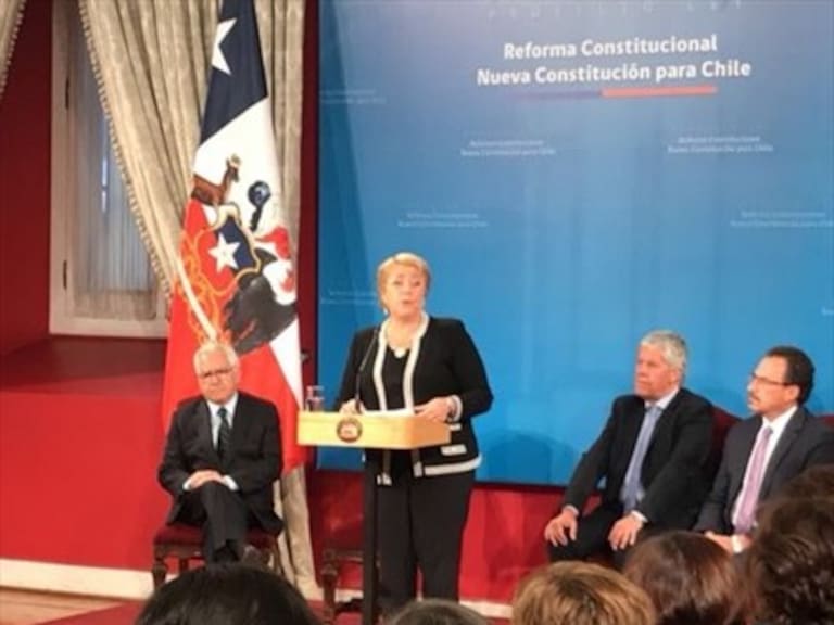 Bachelet y críticas por nueva Constitución: Gobernaremos hasta el último, no debería sorprender