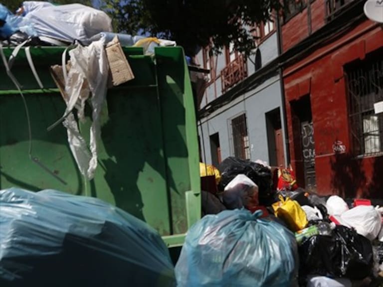 Suspenden recolección de basura domiciliaria por tres días por paro de trabajadores en Santiago