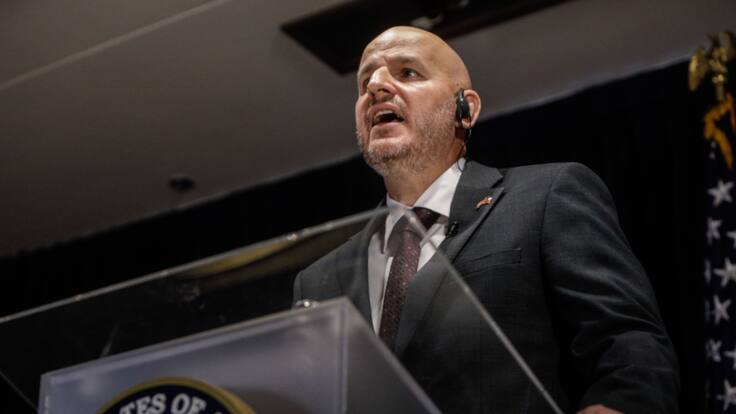 Embajador Judd pone en duda continuidad de Visa Waiver si Chile no se retira del proyecto de cable chino