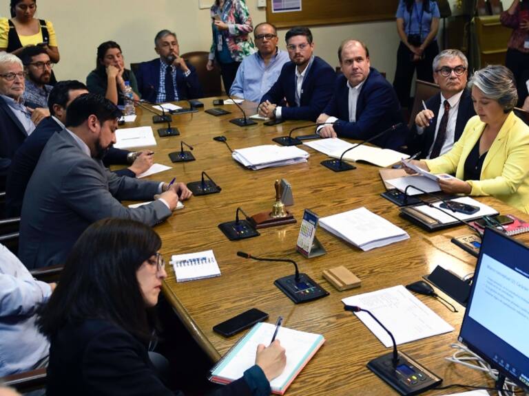 Chile Vamos y Republicanos se restan de la primera mesa técnica por la reforma previsional