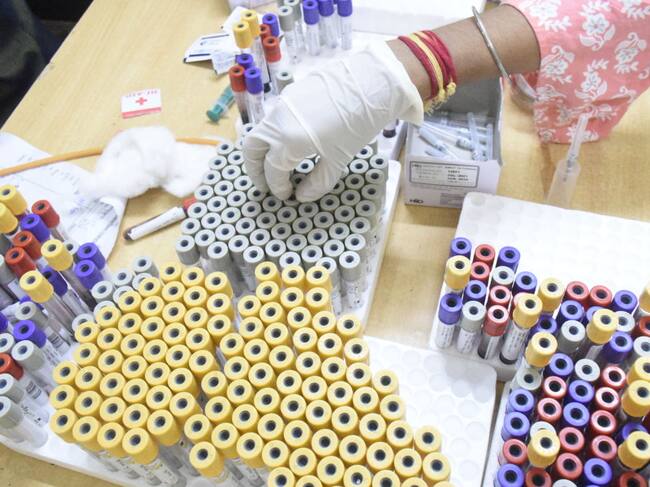 Laboratorio de India revisa test para detectar la malaria