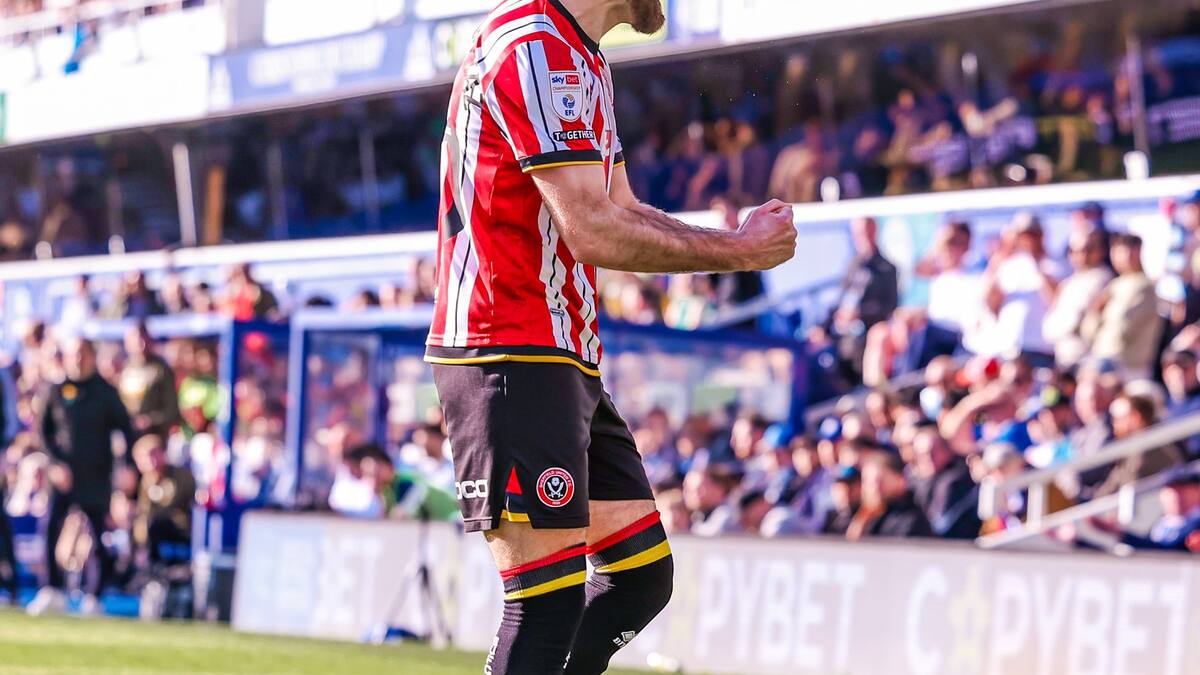 ¡Siempre atento! El nuevo golazo de Ben Brereton en la Championship inglesa