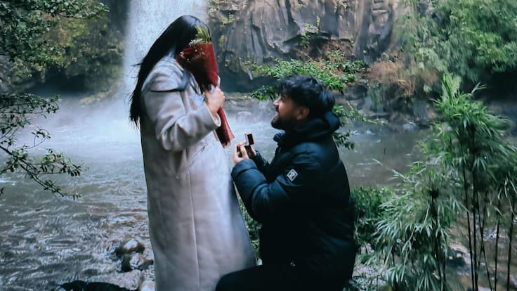 Reconocido cantante chileno conmovió a las redes sociales con romántica propuesta de matrimonio: “Gracias por regalarme...”