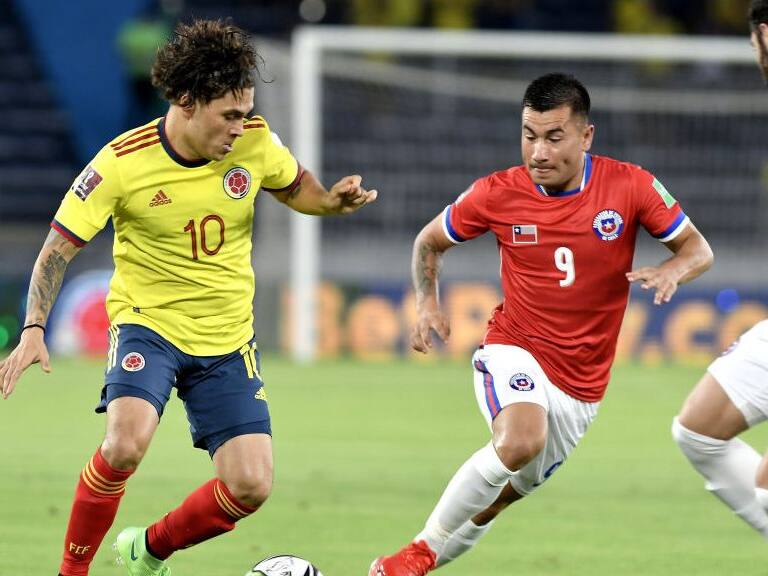 Chile visitará a Colombia en las clasificatorias y lo podrás ver a través de ADN TVQualifiers for Qatar 2022 at Estadio Metropolitano on September 09, 2021 in Barranquilla, Colombia. (Photo by Gabriel Aponte/Getty Images)