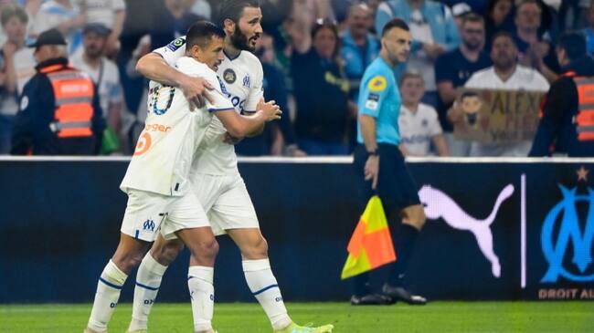 El eufórico pedido de relator en Francia tras el gol de Alexis Sánchez ante el Auxerre