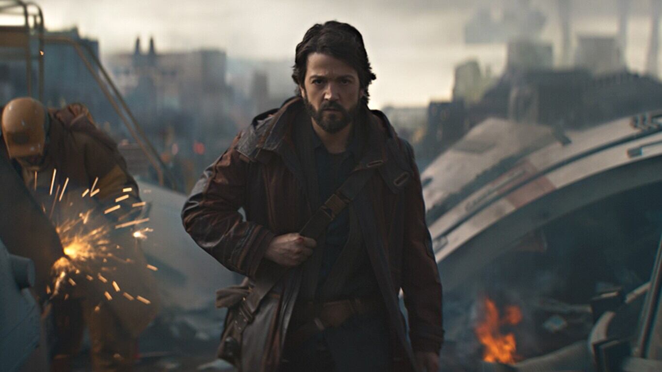 Diego Luna como Andor