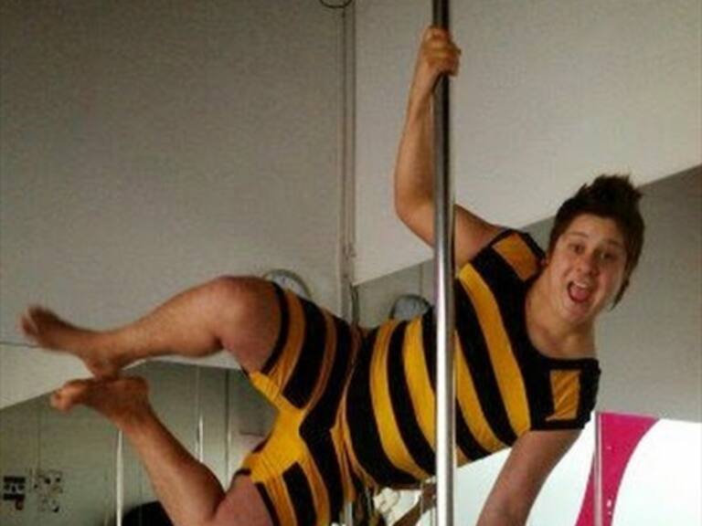 El chico «Yingo» que cambió la TV por ser chofer