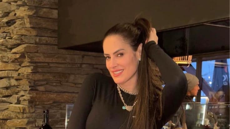 Quitó una de las armas y resultó con heridas en su cara: Adriana Barrientos sufre violento portonazo a plena luz del día