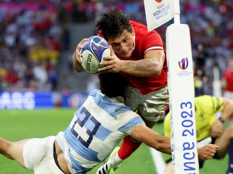 El espectacular tackle que inició la remontada de Argentina ante Gales en el Mundial de Rugby