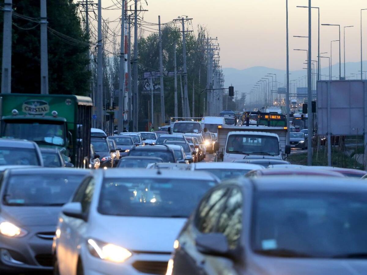 Fiscalía investiga grave incidente en la Ruta 5: familia bloqueó y apedreó bus interurbano