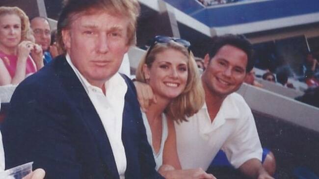 La modelo Amy Dorris junto a su exnovio Jason Binn y Trump
