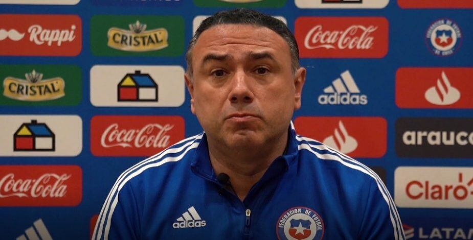 Francis Cagigao se despide de Chile tras dejar su cargo: "Estoy convencido que de la mano de Berizzo clasificarán al próximo Mundial"