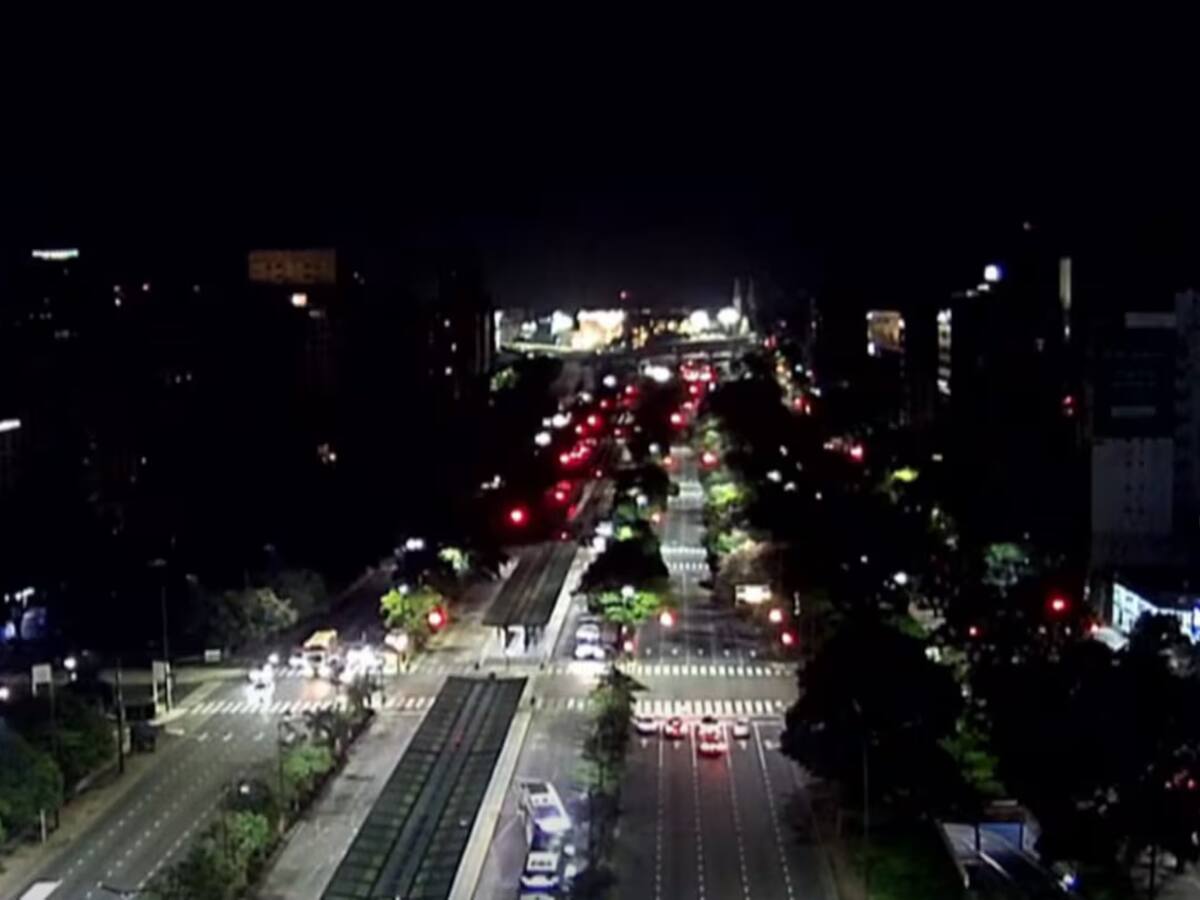 Buenos Aires a obscuras: masivo apagón en la capital argentina afecta a miles de personas y complica el transporte