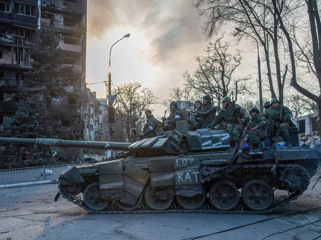 Tropas de la República de Donetsk llegan a la ciudad portuaria de Mariúpol