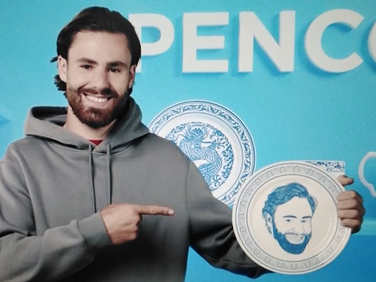 Una máquina publicitaria: Ben Brereton sumó un nuevo auspiciador en Chile