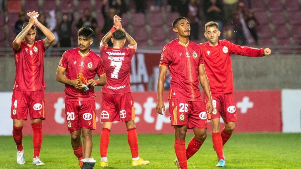 Por despido injustificado: exgerente de Deportes La Serena demanda al club por más de 400 millones de pesos