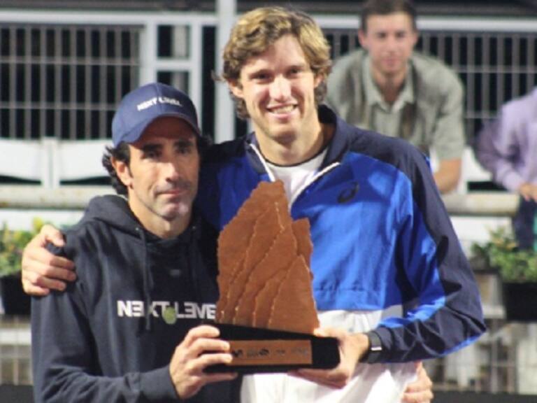 El técnico que tomaría las riendas de la carrera de Nicolás Jarry tras terminar su vínculo con Juan Ozón