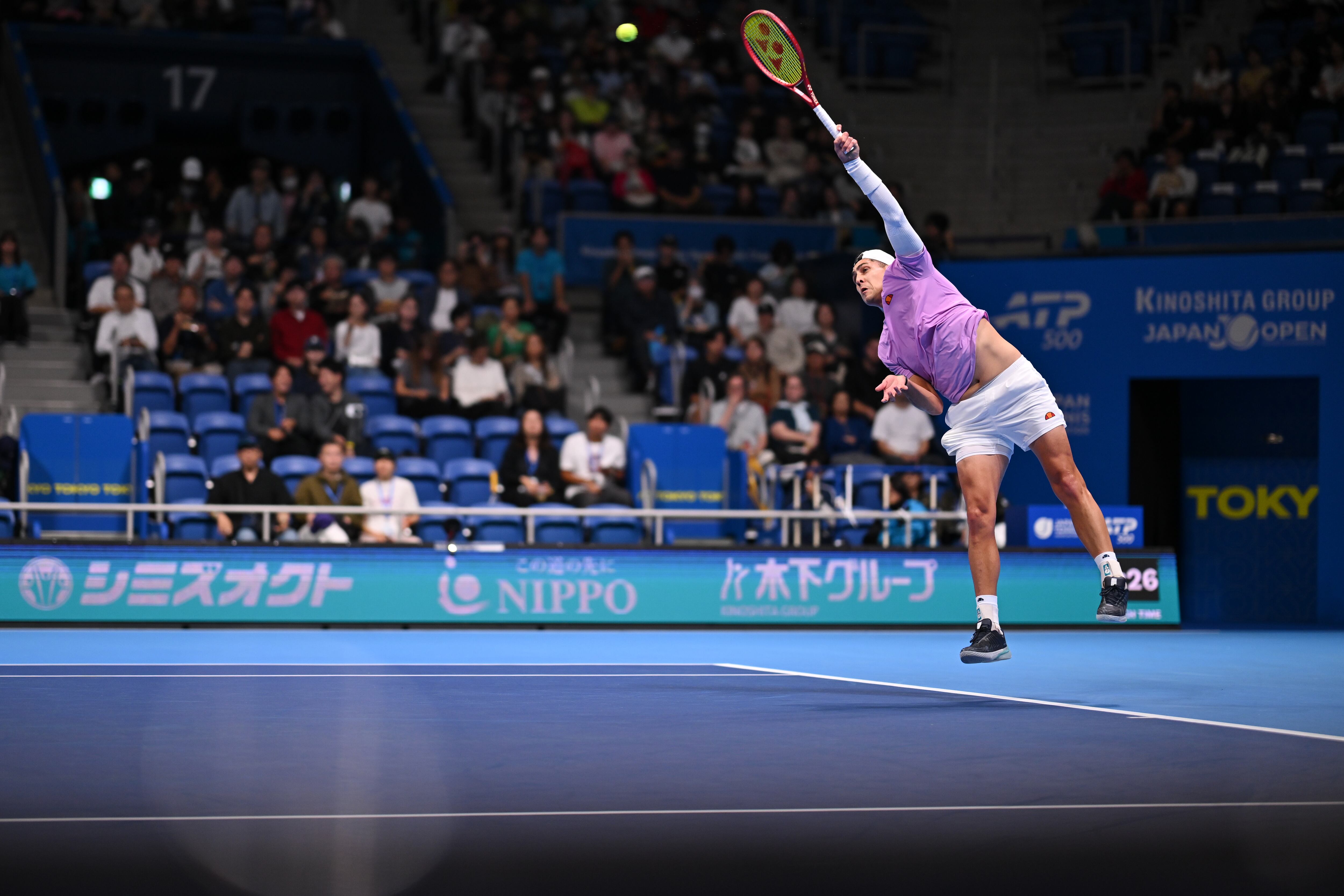 Tabilo sucumbe ante la presión y cae eliminado ante Shapovalov en Tokio