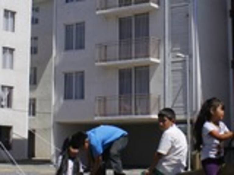 GFK Adimark: Venta de viviendas en Gran Santiago cayó 10,9% en julio-septiembre