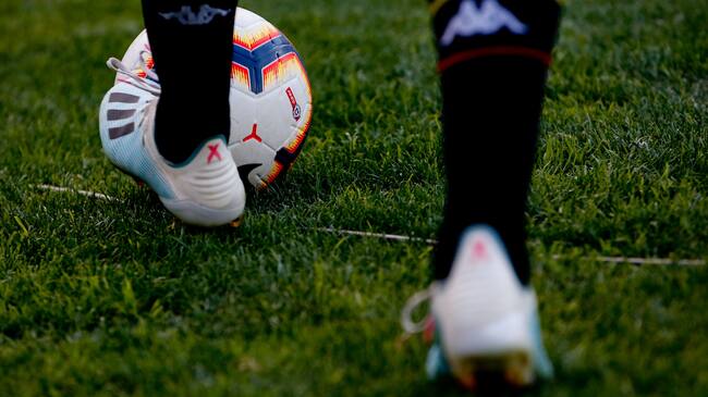 15 de OCTUBRE del 2019/SantiagoPelota y zapatos ,durante el partido valido por la Dcima fecha de la segunda ronda del Campeonato Nacional AFP PlanVital, entre Union Espaola vs Coquimbo Unido, disputado en el estadio Santa Laura.
FOTO:FRANCISCO LONGA/AGENCIAUNO