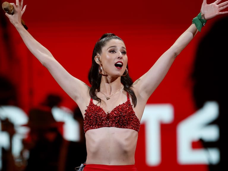 24 de Febrero de 2020/VIÑA DEL MARLa cantante chilena Francisca Valenzuela se presenta en la segunda noche del Festival de Viña del Mar 2020 realizado en la Quinta Vergara
FOTO:FRANCICO LONGA/AGENCIAUNO