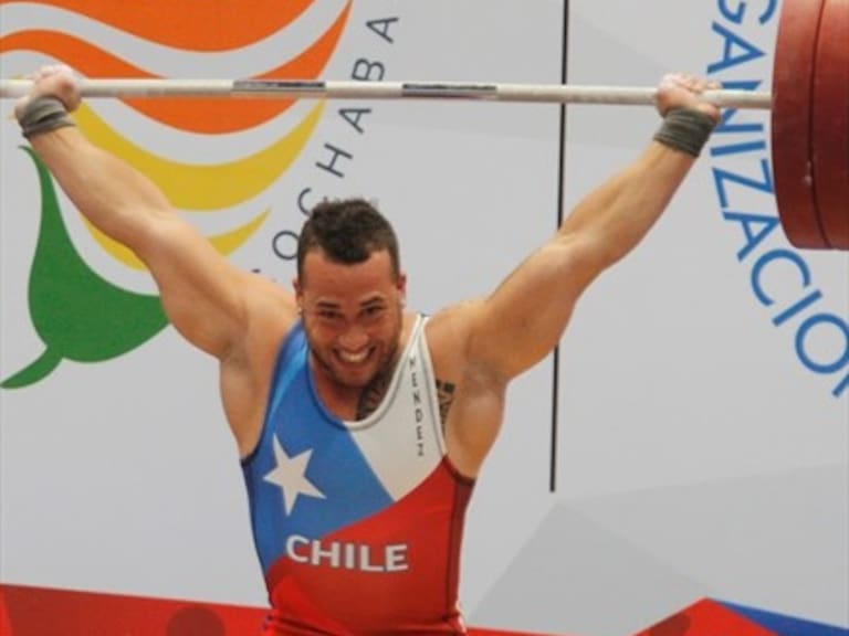 Chile suma oro en el levantamiento de pesas con Arley Méndez