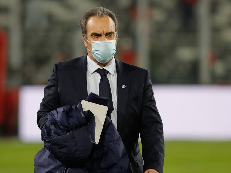 Martín Lasarte se perfila como reemplazante de Santiago Escobar en la Universidad de Chile