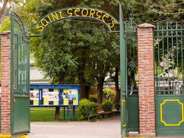 Colegio Saint George: alumnos utilizaron IA para crear imágenes de sus compañeras desnudas