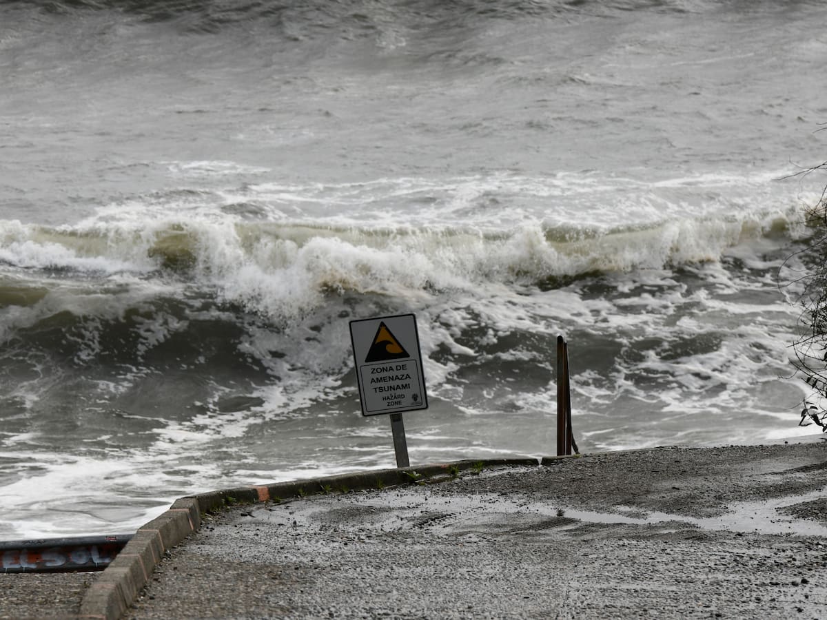 Descartan tsunami en las costas chilenas tras sismo de magnitud 5,1 en Putre