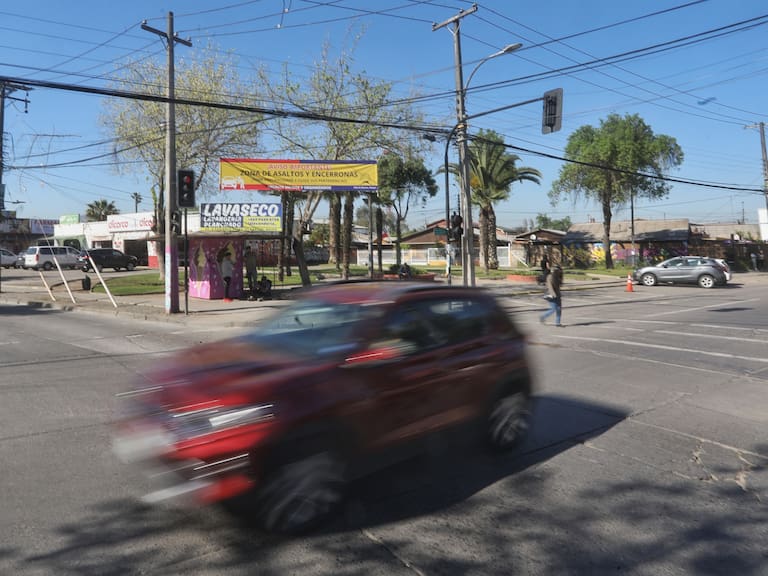 Auto - Encerrona - Semáforo