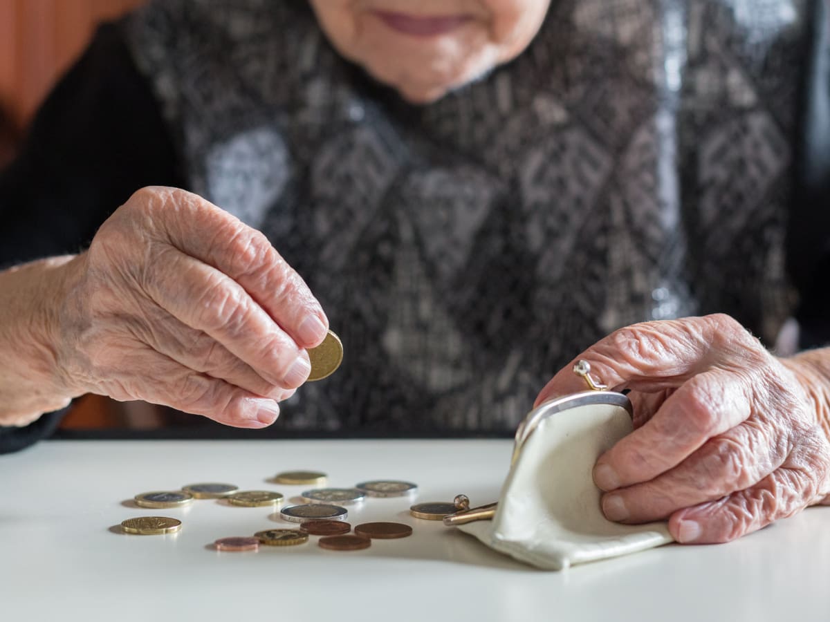Adulta mayor de 100 años da revés judicial al SII: así logró eliminar pago de millonaria deuda en contribuciones
