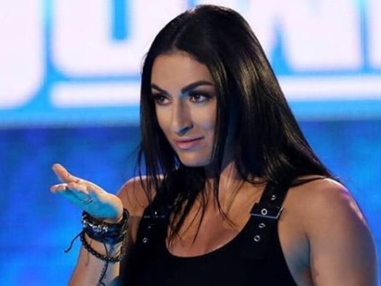 Luchadora de la WWE suena como sustituta de Ruby Rose en la serie Batwoman
